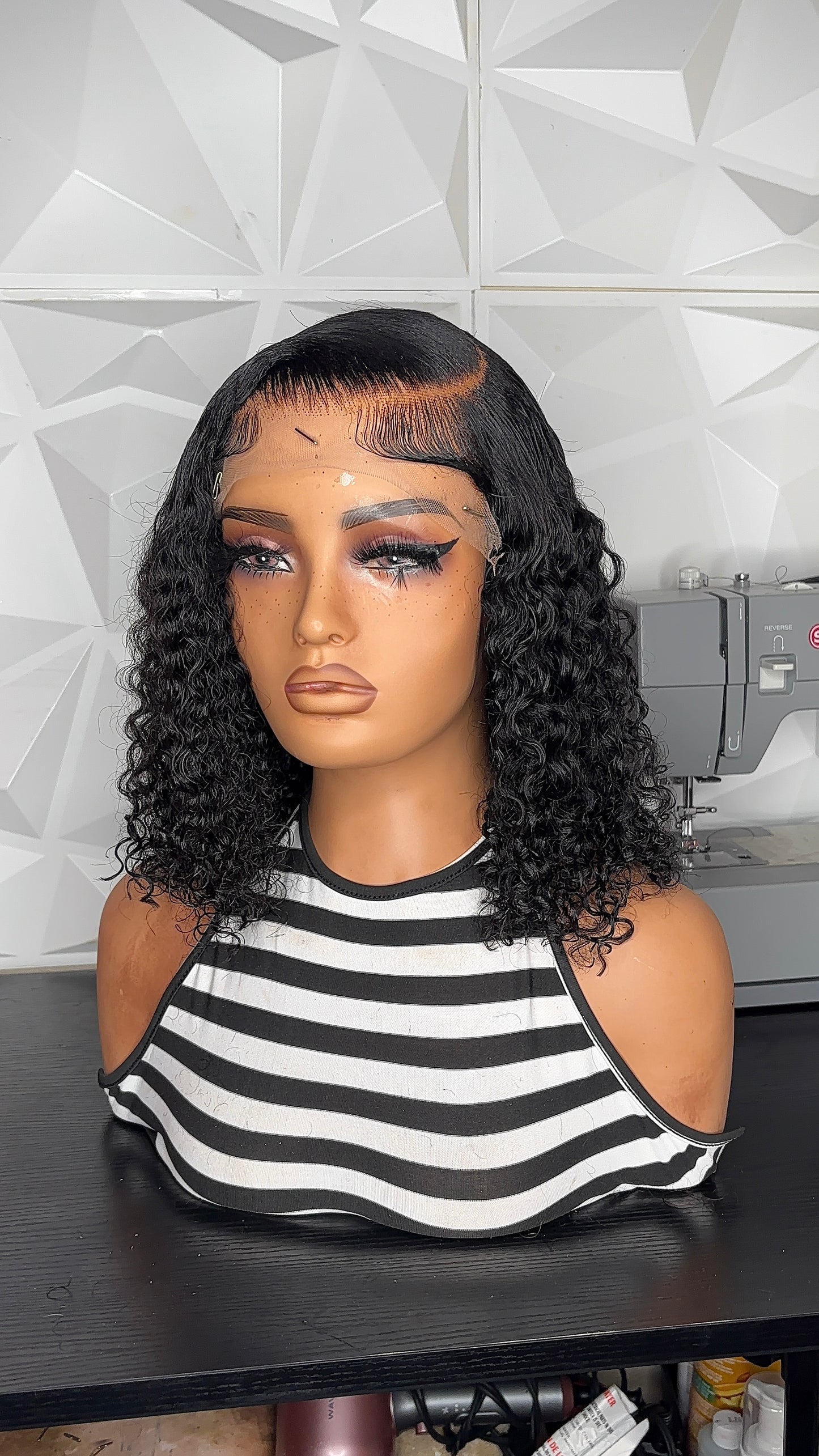 Mia 5x6 Lace Closure - Glueless Wig (2 Baby hairs)